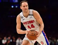 NBA常规赛今晨再迎强敌，奥兰多魔术远射贴柱，主帅态度：管理层满意，赛季目标并未改变